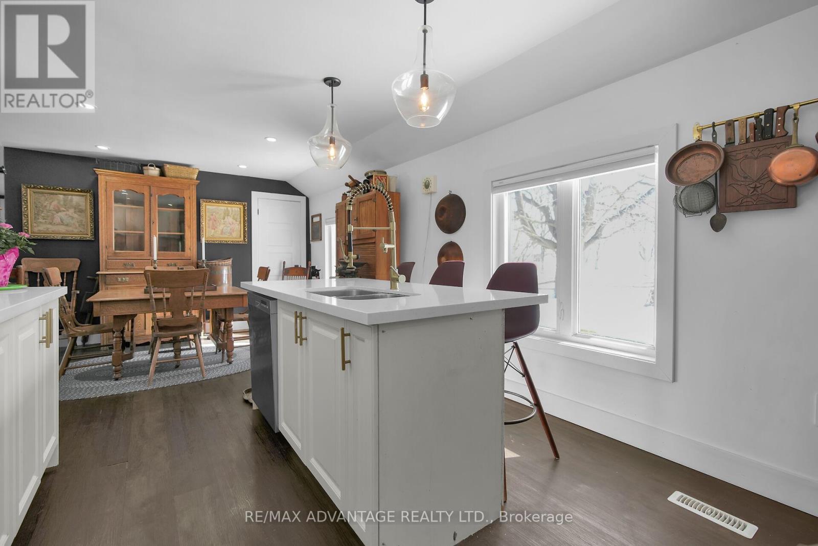 248 Borden Avenue, Central Elgin (Belmont), Ontario  N0L 1B0 - Photo 16 - X12218573