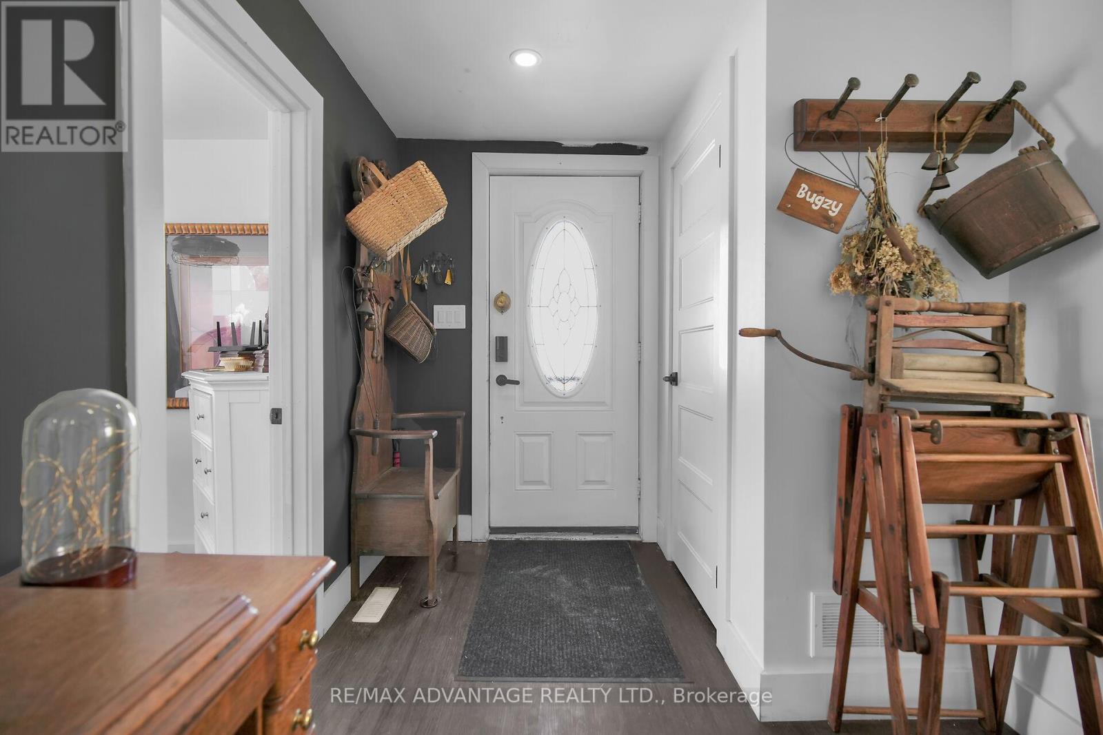 248 Borden Avenue, Central Elgin (Belmont), Ontario  N0L 1B0 - Photo 5 - X12218573