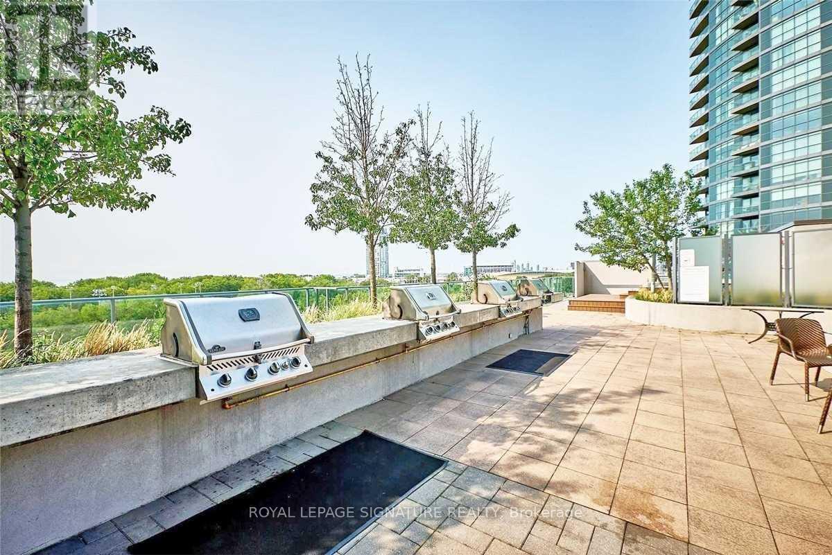 1103 - 215 Fort York Boulevard, Toronto, Ontario  M5V 4A2 - Photo 16 - C12218572