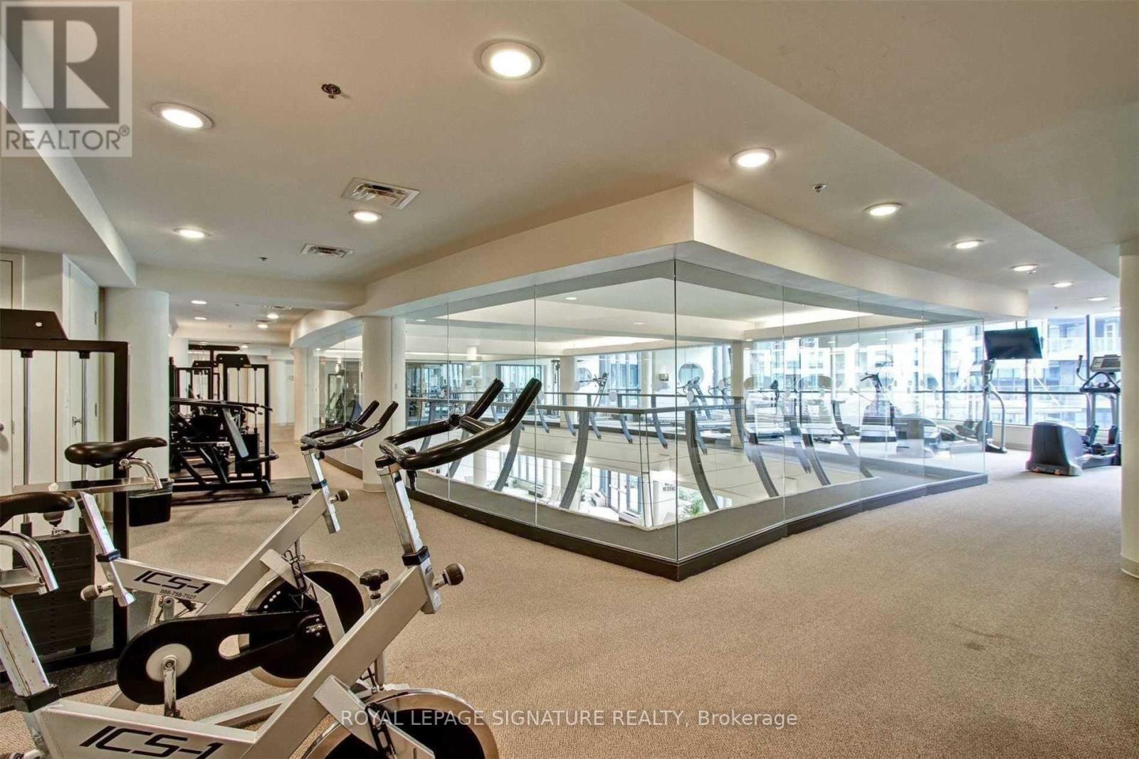 1103 - 215 Fort York Boulevard, Toronto, Ontario  M5V 4A2 - Photo 18 - C12218572