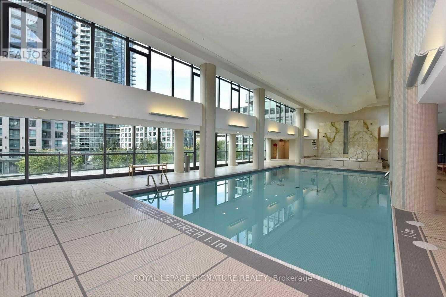 1103 - 215 Fort York Boulevard, Toronto, Ontario  M5V 4A2 - Photo 20 - C12218572