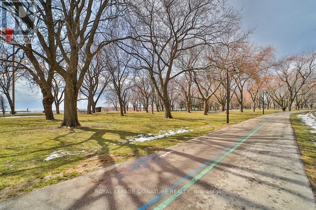 1103 - 215 Fort York Boulevard, Toronto, Ontario  M5V 4A2 - Photo 32 - C12218572