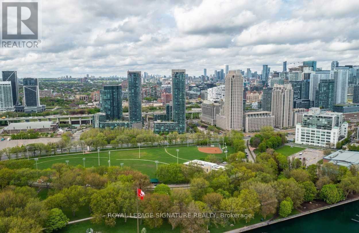 1103 - 215 Fort York Boulevard, Toronto, Ontario  M5V 4A2 - Photo 35 - C12218572