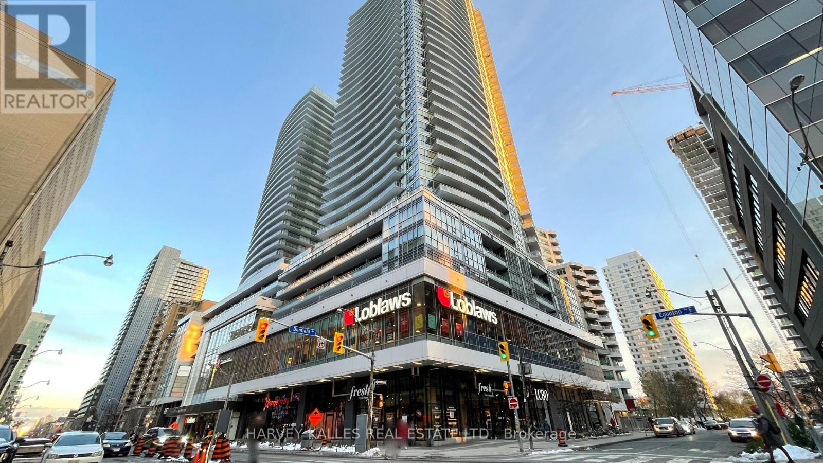 3204 - 89 Dunfield Avenue, Toronto, Ontario  M4S 0A4 - Photo 1 - C12218576