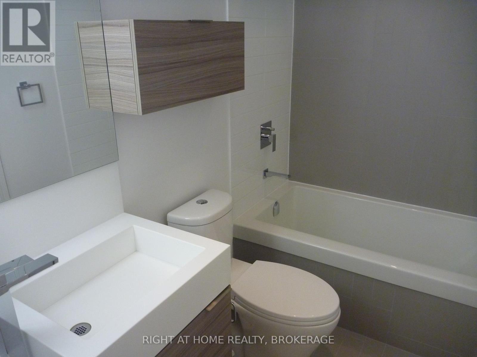 1506 - 88 Scott Street, Toronto, Ontario  M5E 0A9 - Photo 7 - C12218590