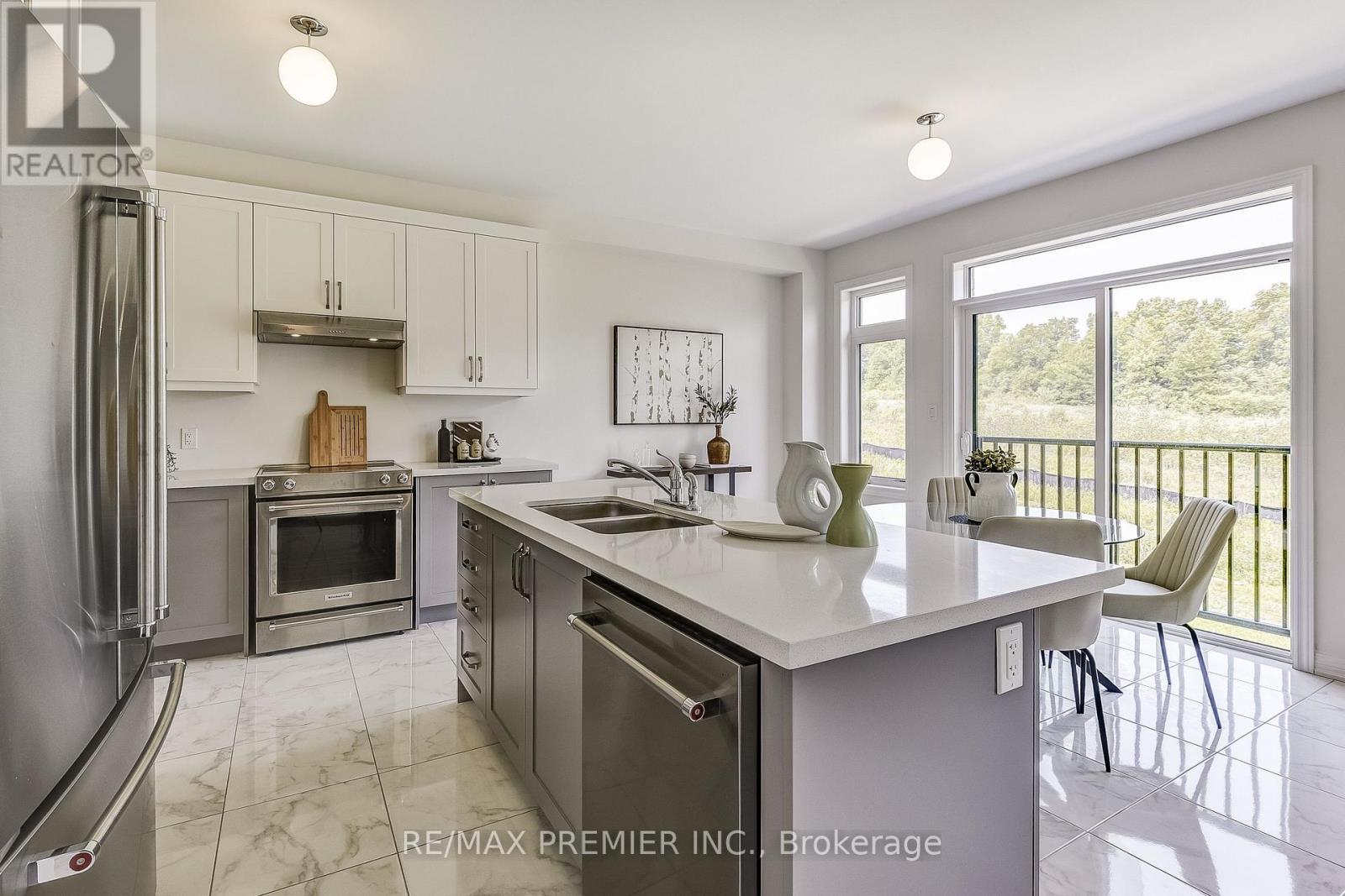 1274 Talisman Manor, Pickering, Ontario  L1X 0R7 - Photo 21 - E12218538