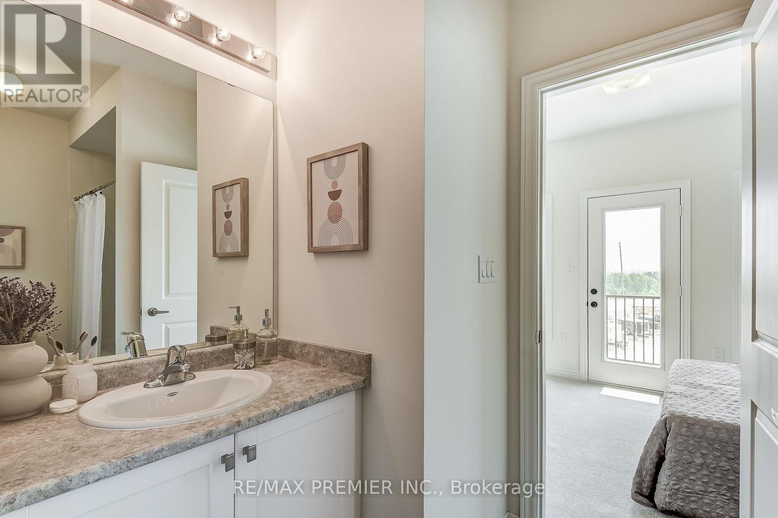 1274 Talisman Manor, Pickering, Ontario  L1X 0R7 - Photo 30 - E12218538
