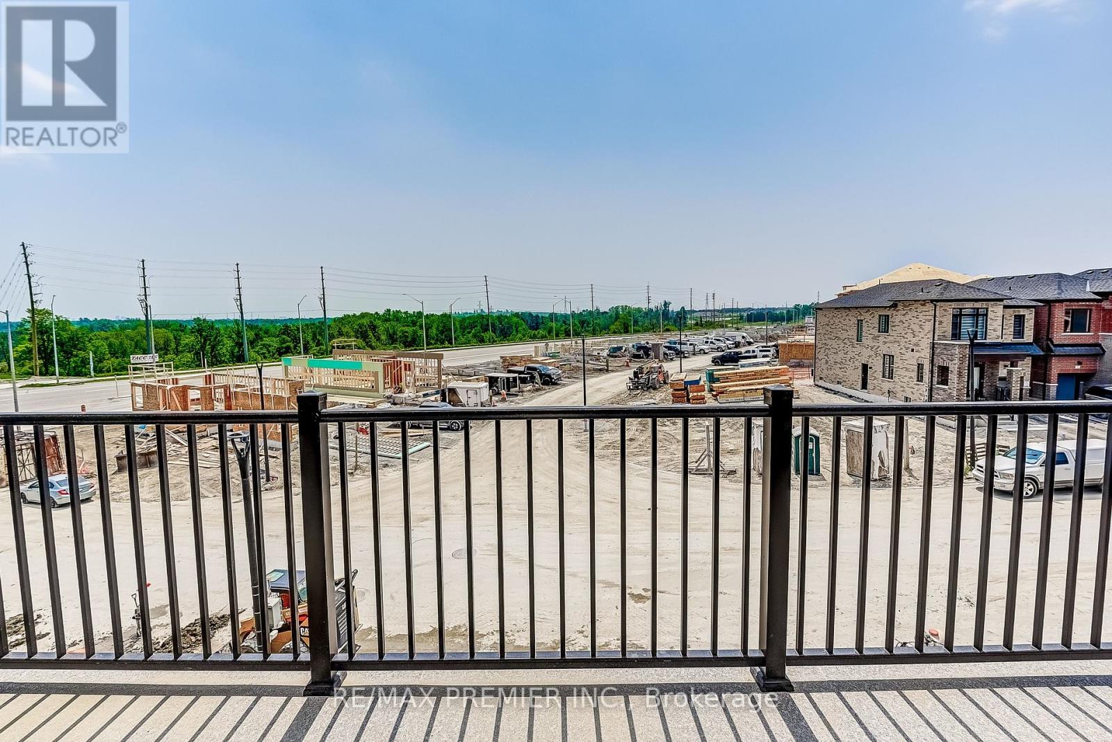 1274 Talisman Manor, Pickering, Ontario  L1X 0R7 - Photo 34 - E12218538