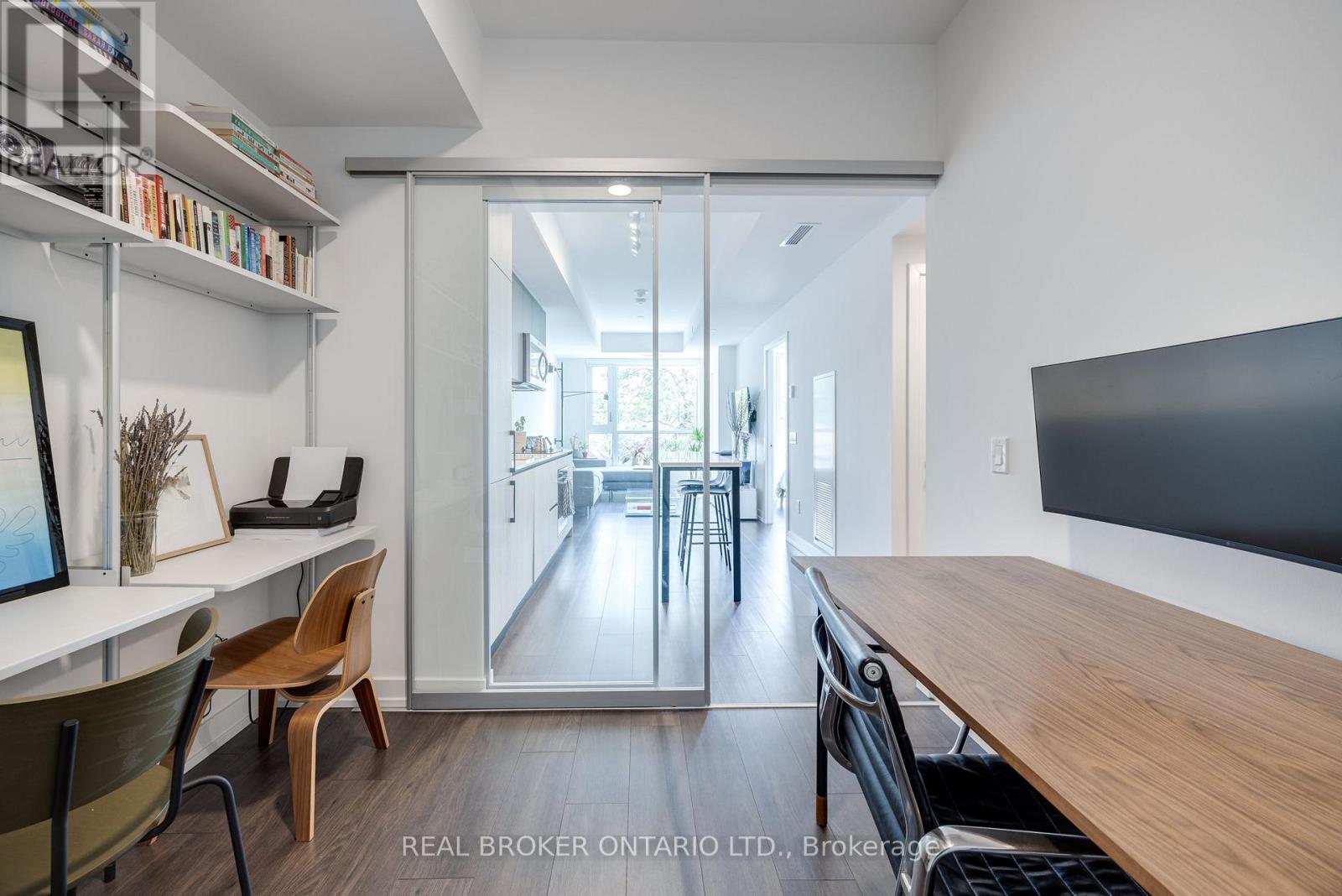 334 - 150 Logan Avenue, Toronto, Ontario  M4M 0E4 - Photo 10 - E12218542