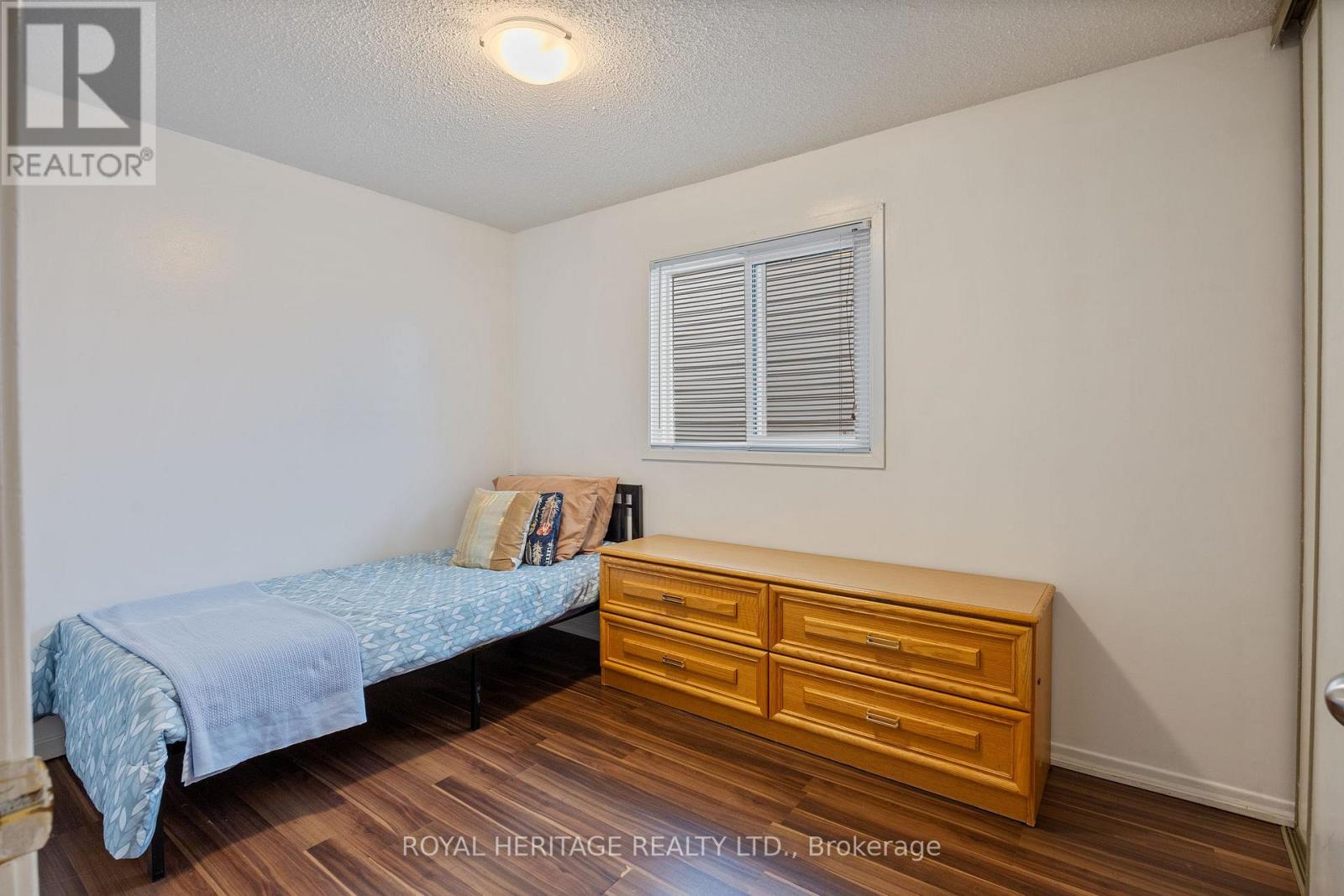 109 Plumrose Pathway, Toronto, Ontario  M1B 4B6 - Photo 25 - E12218552