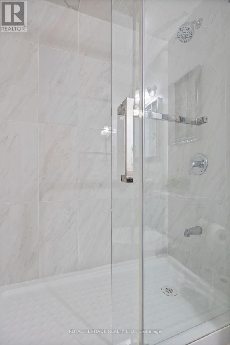 109 Plumrose Pathway, Toronto, Ontario  M1B 4B6 - Photo 27 - E12218552