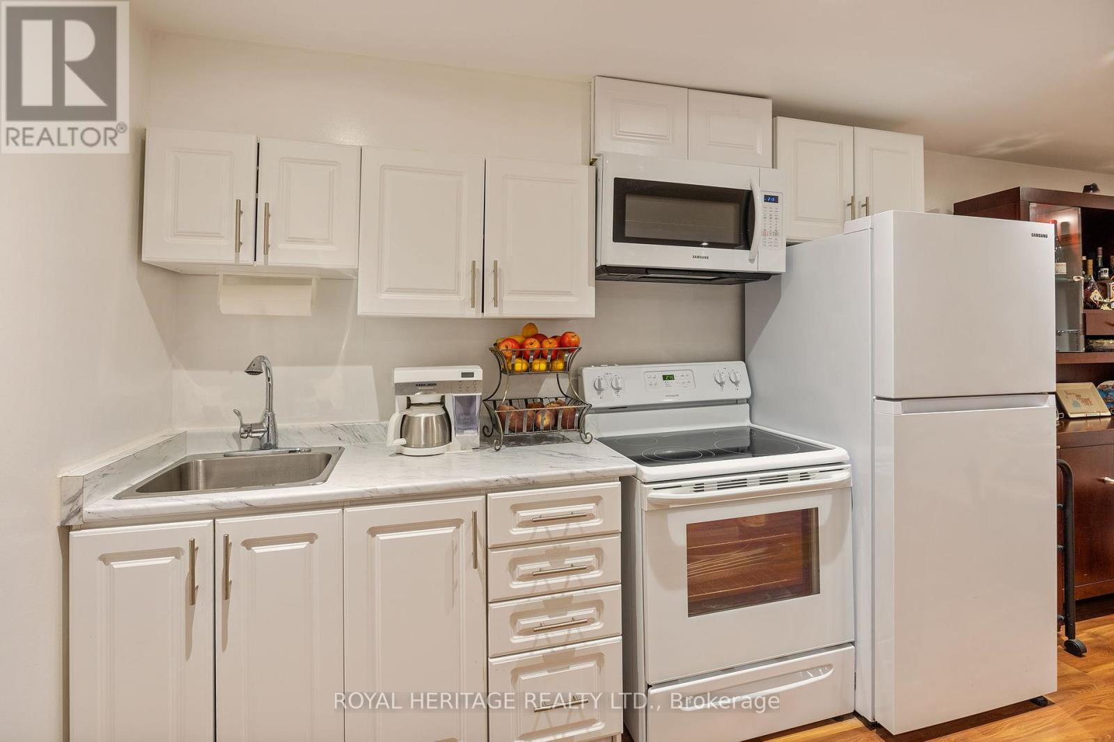 109 Plumrose Pathway, Toronto, Ontario  M1B 4B6 - Photo 30 - E12218552
