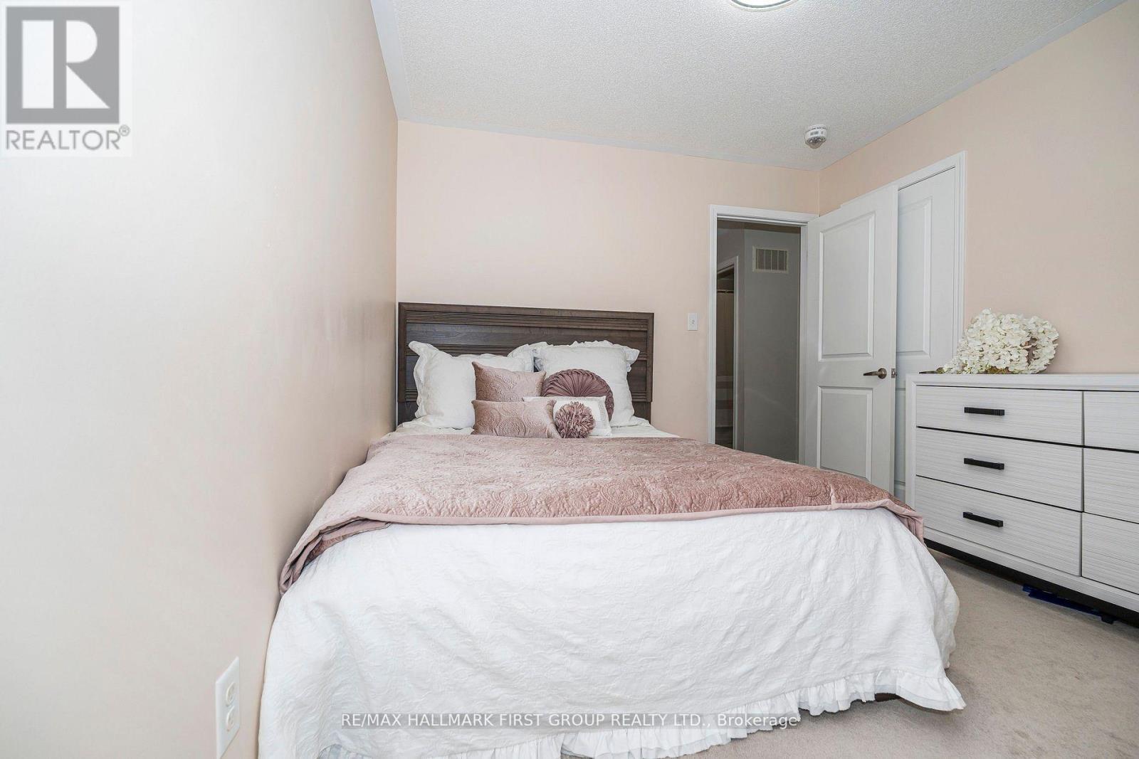 11 Graywardine Lane, Ajax, Ontario  L1Z 0R9 - Photo 38 - E12218579