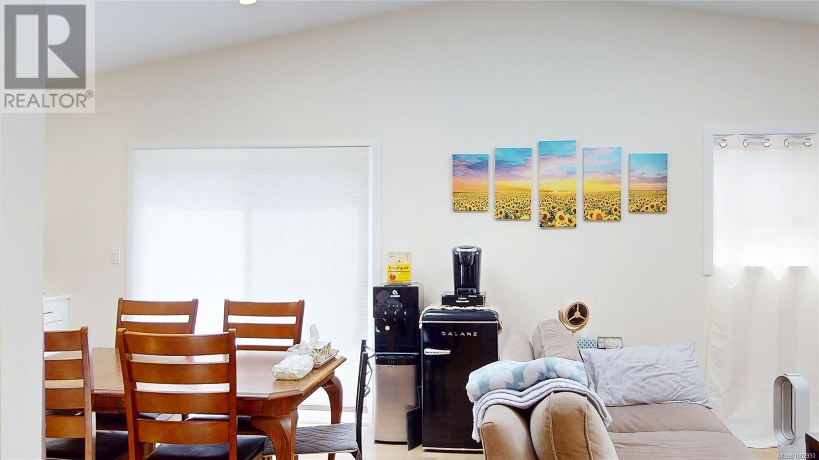 4767 Cordova Bay Rd, Saanich, British Columbia  V8Y 2J7 - Photo 38 - 1002950