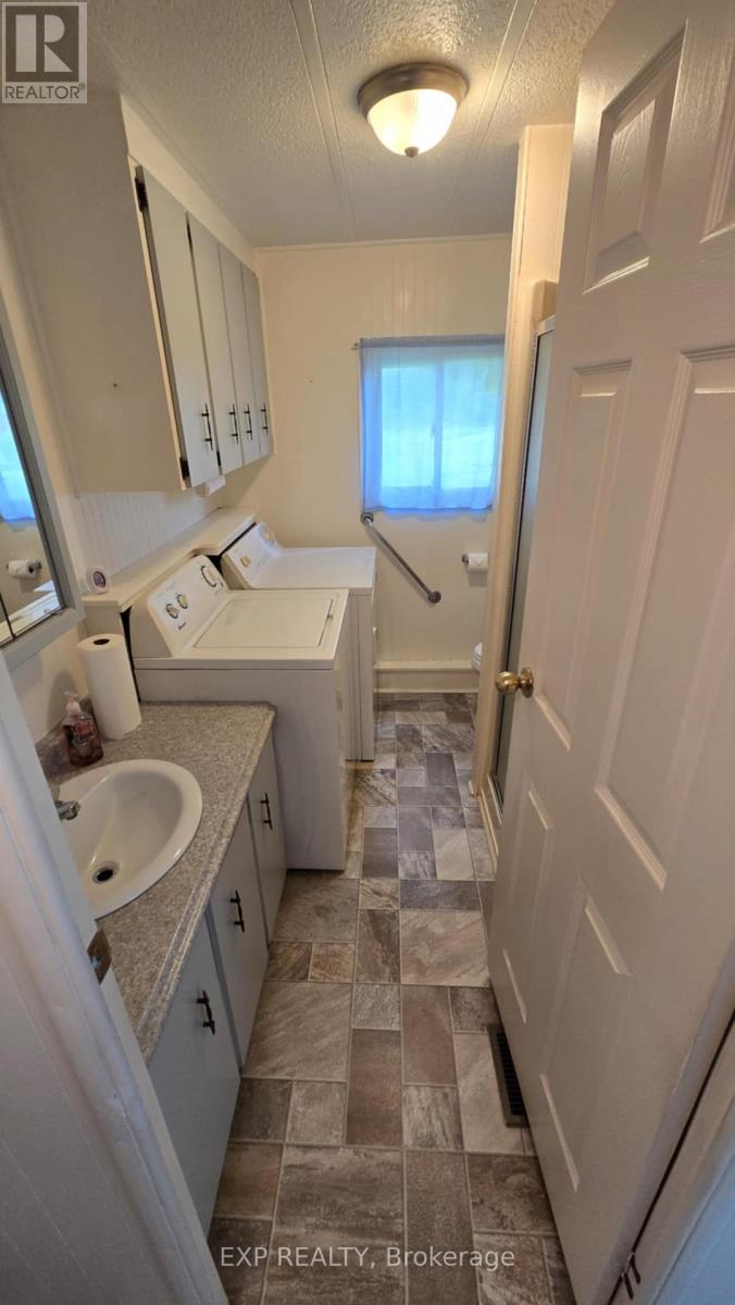 15 - 1871 Oxford Avenue, Elizabethtown-Kitley, Ontario  K6V 7B5 - Photo 13 - X12218742