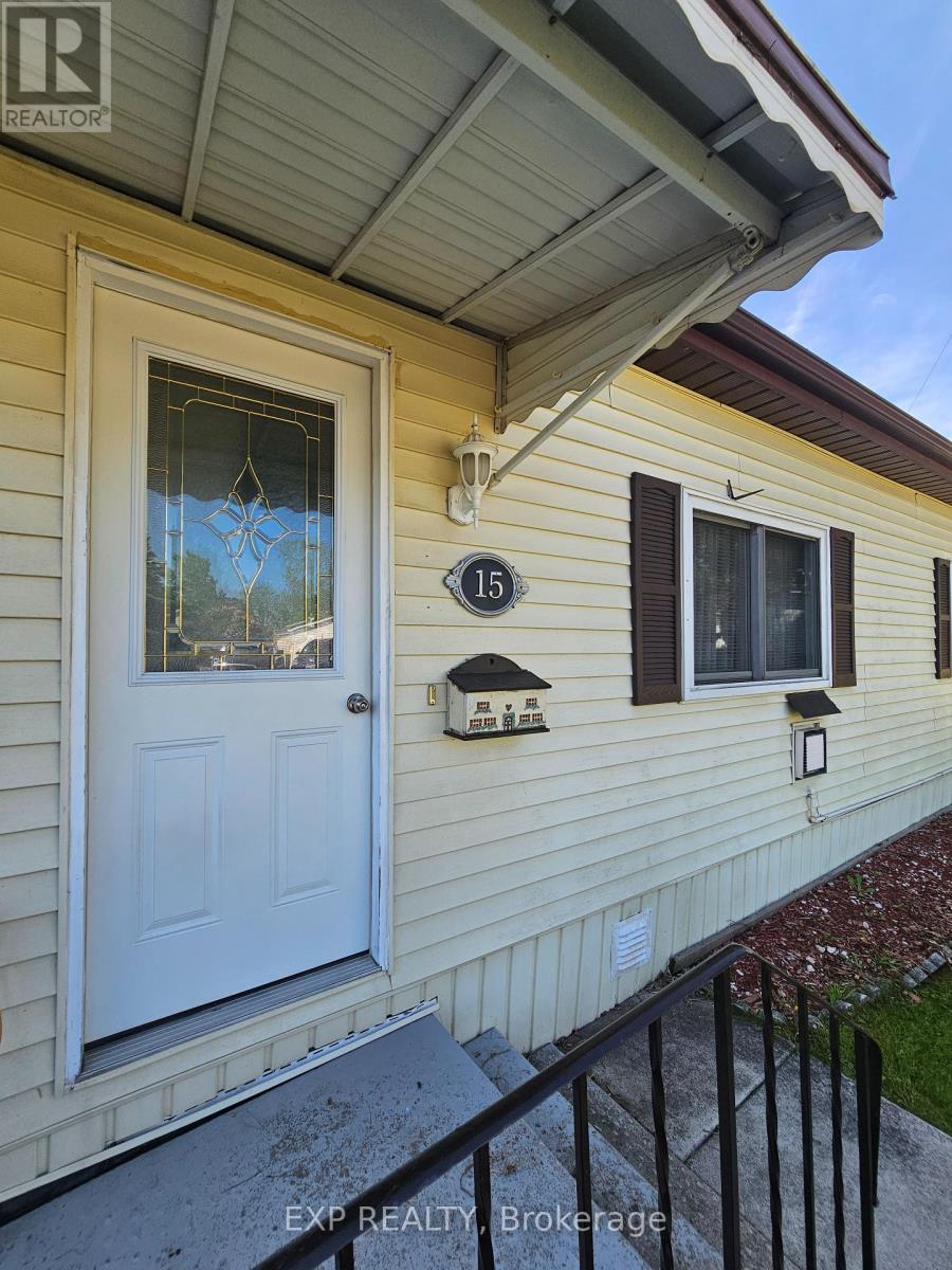 15 - 1871 Oxford Avenue, Elizabethtown-Kitley, Ontario  K6V 7B5 - Photo 2 - X12218742