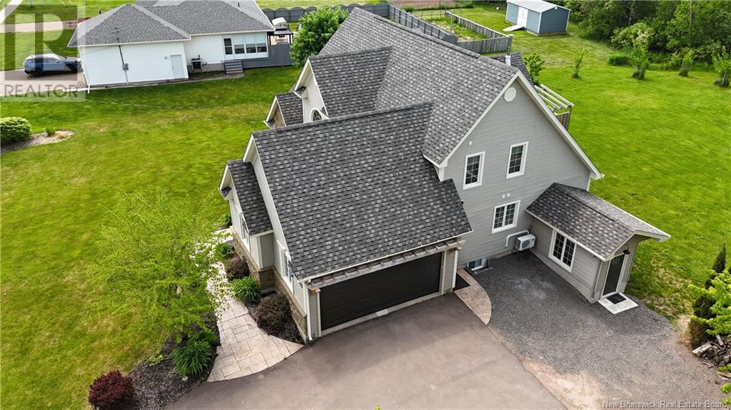 Property at 733 Chartersville Road image 3