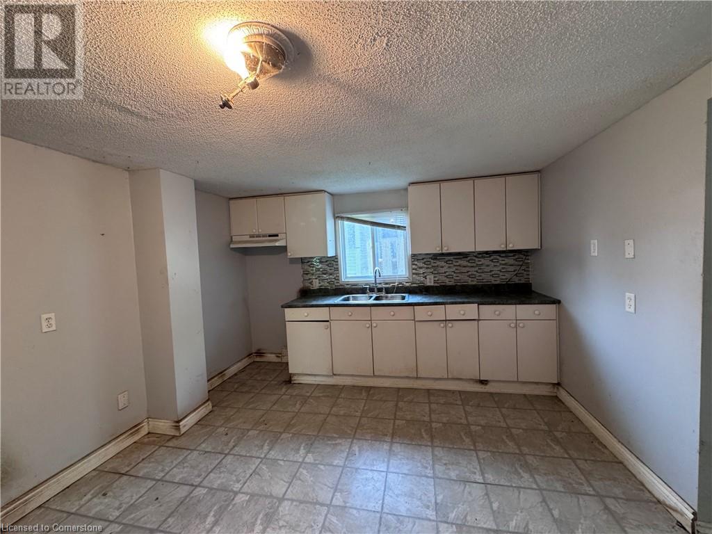 34 Brock Lane, Brantford, Ontario  N3S 4Y6 - Photo 13 - 40740497