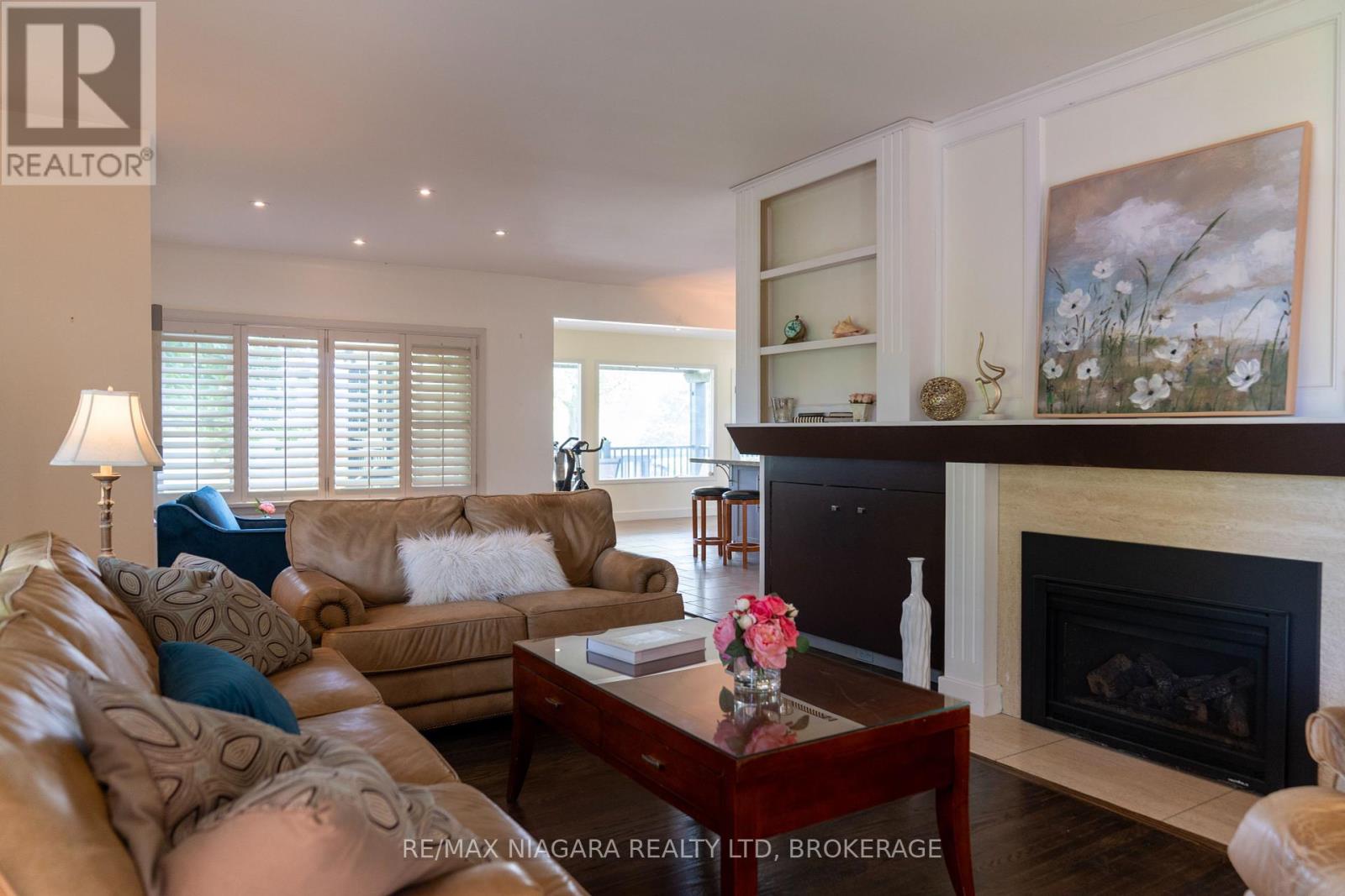 111 Riverdale Avenue, St. Catharines (Old Glenridge), Ontario  L2R 3S4 - Photo 18 - X12218708
