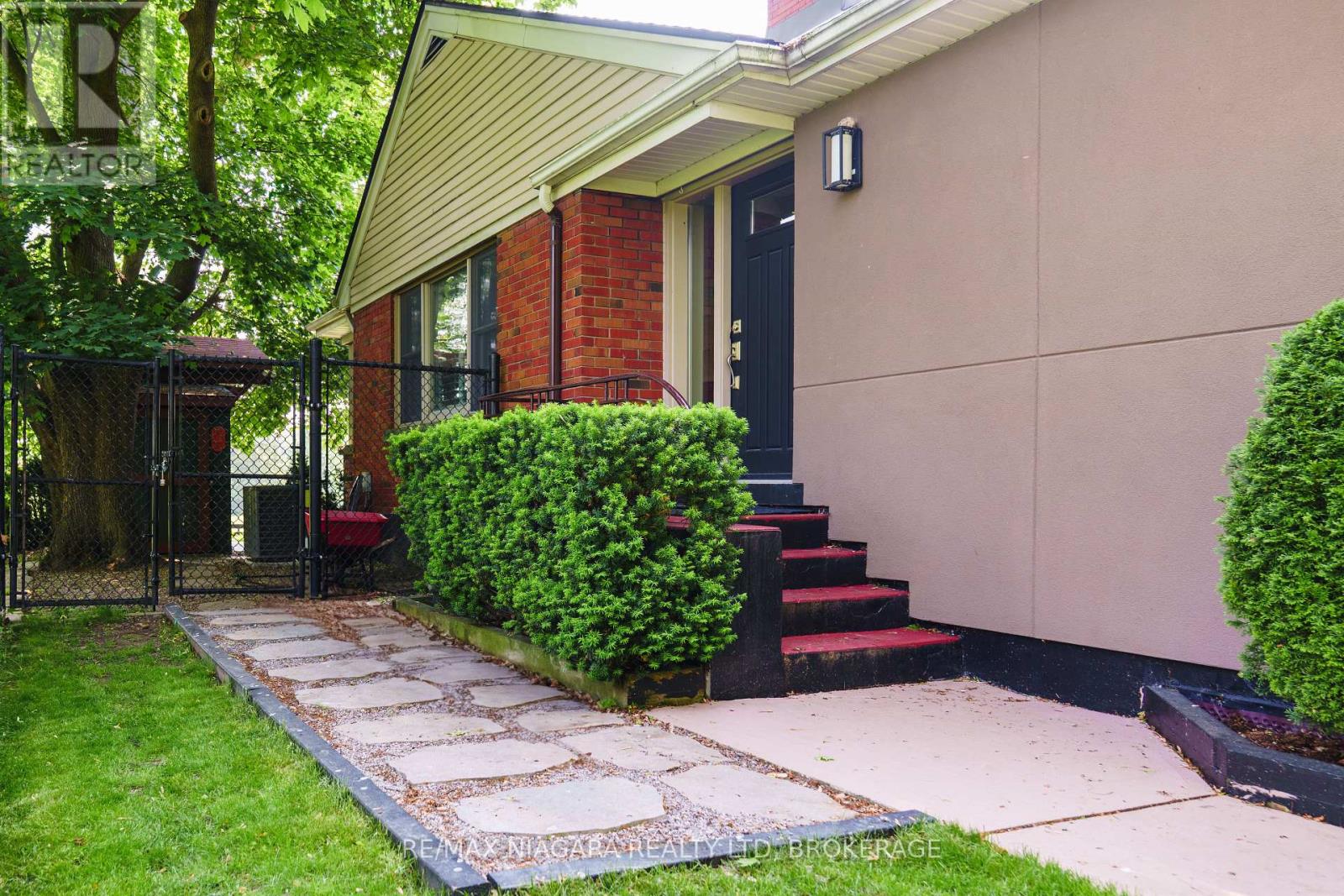 Property at 111 RIVERDALE AVENUE image 2
