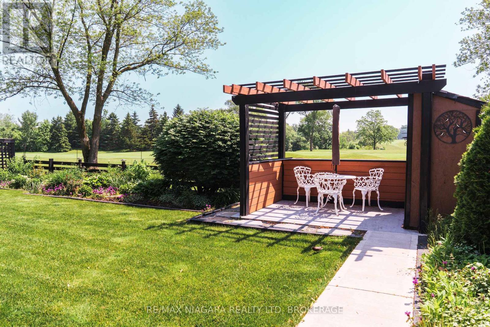 111 Riverdale Avenue, St. Catharines (Old Glenridge), Ontario  L2R 3S4 - Photo 8 - X12218708