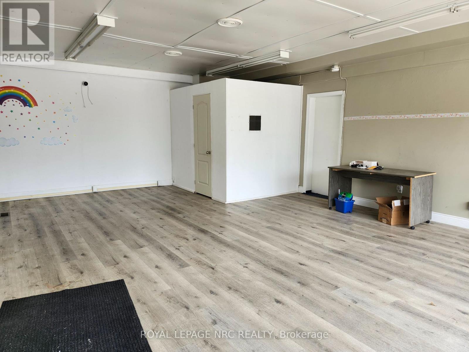 474 East Main Street, Welland, Ontario  L3B 3X6 - Photo 4 - X12218771