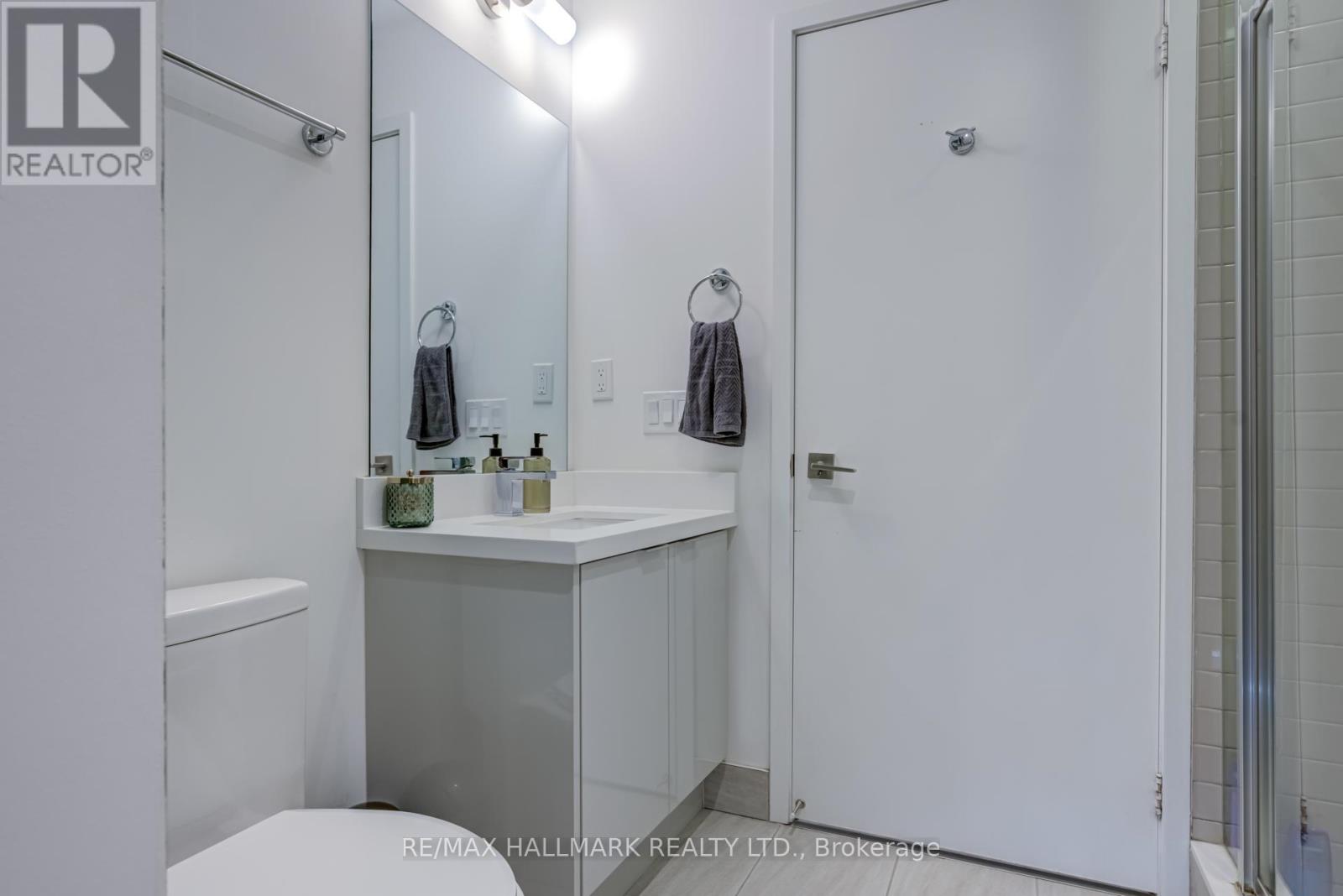 909 - 2916 Highway 7 Road, Vaughan, Ontario  L4K 0K6 - Photo 11 - N12218543