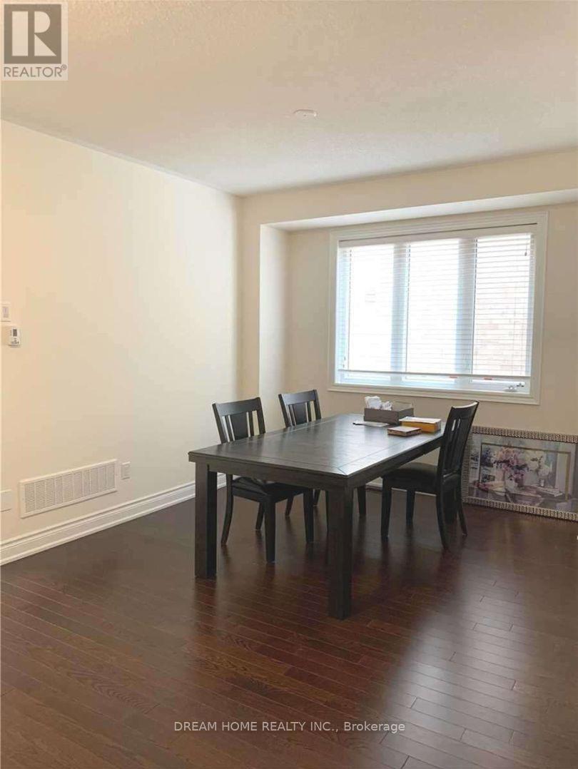 88 Mohandas Drive, Markham, Ontario  L3S 0E4 - Photo 4 - N12218562