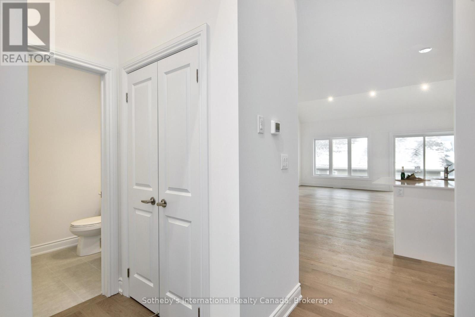 119 Schooners Lane, Blue Mountains, Ontario  N0H 2P0 - Photo 10 - X12218724