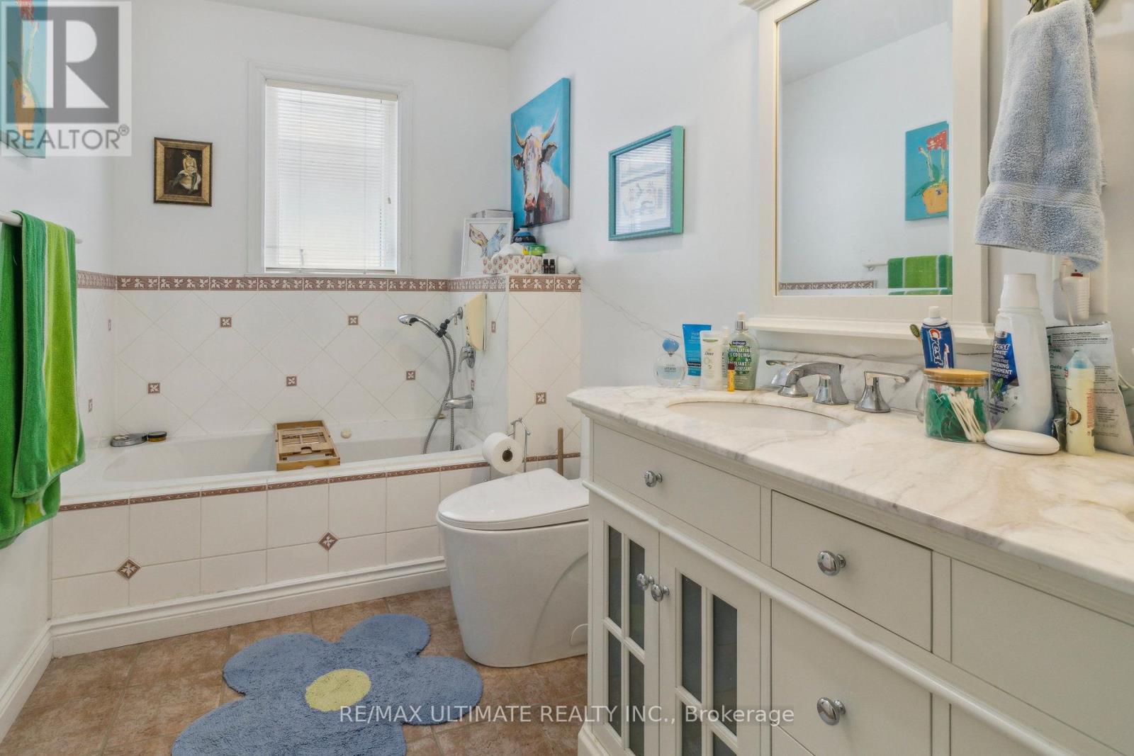 181 Bayview Heights Drive, Toronto, Ontario  M4G 2Z1 - Photo 38 - C12214942