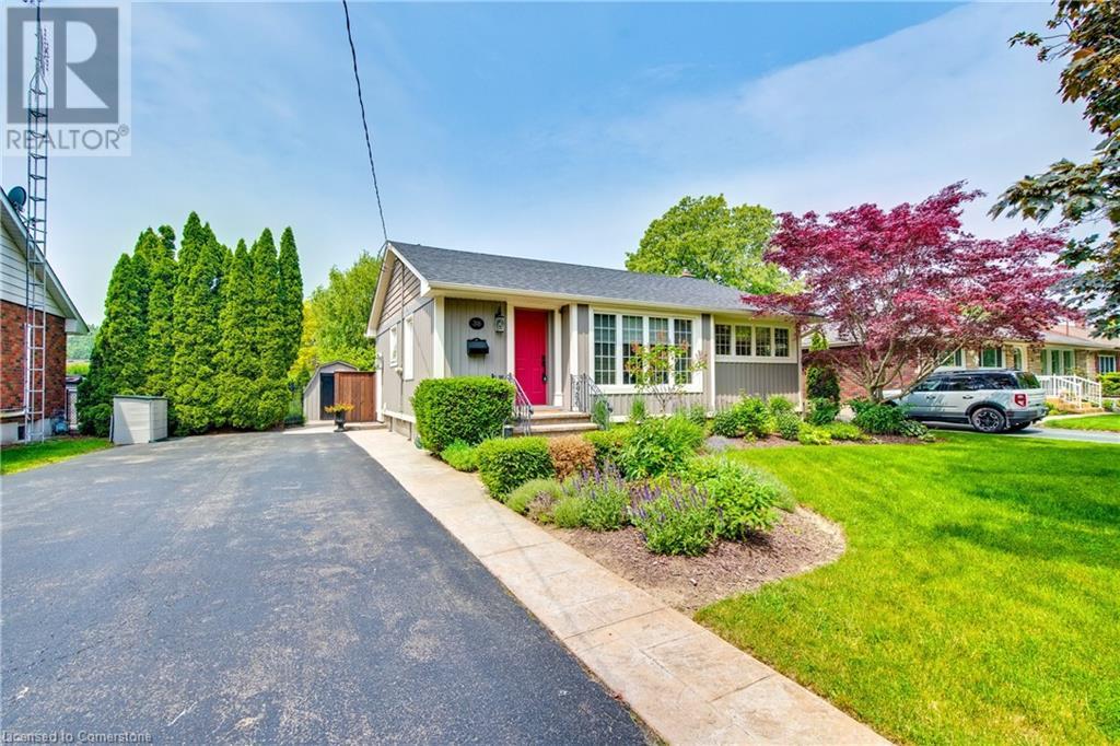 Property at 38 ALBANY Drive image 1
