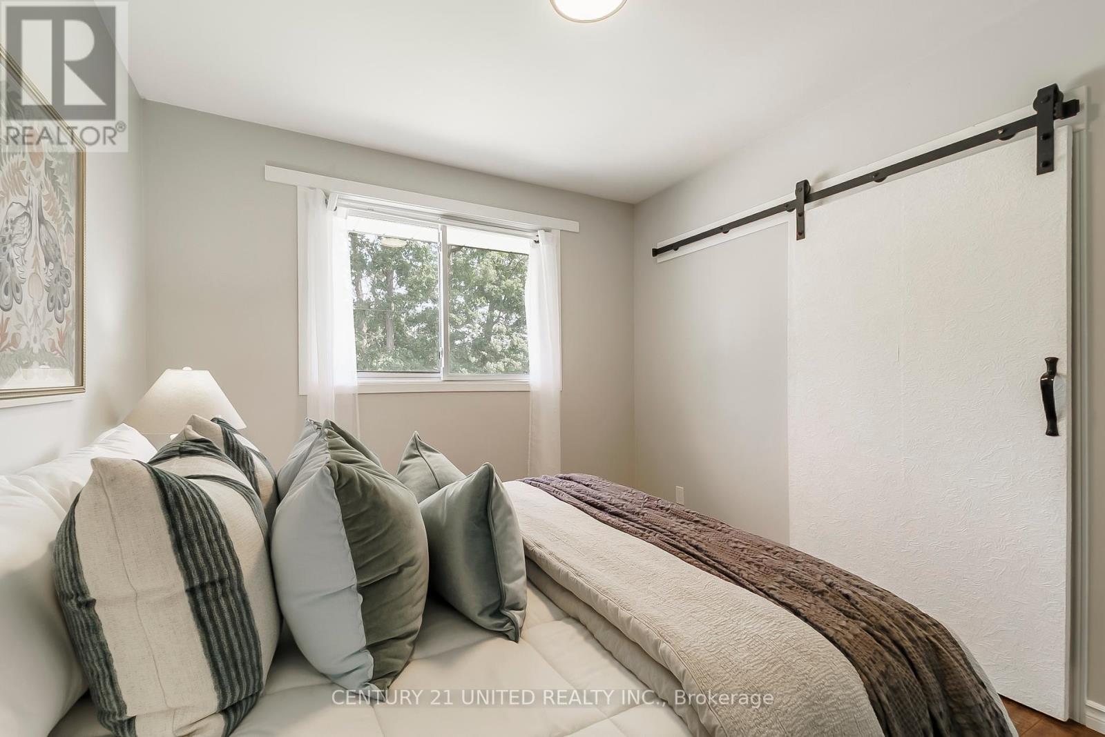 136 Parkdale Avenue, Selwyn, Ontario  K9L 1K4 - Photo 26 - X12168689
