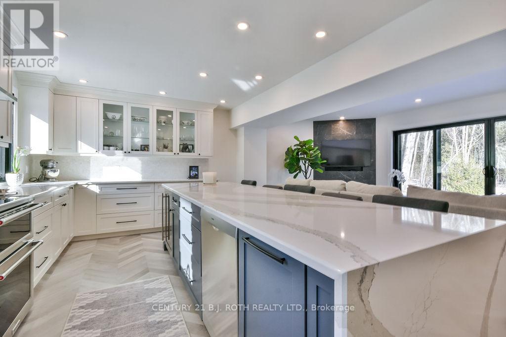 10457 Darkwood Road, Milton, Ontario  L0P 1J0 - Photo 22 - W12218491