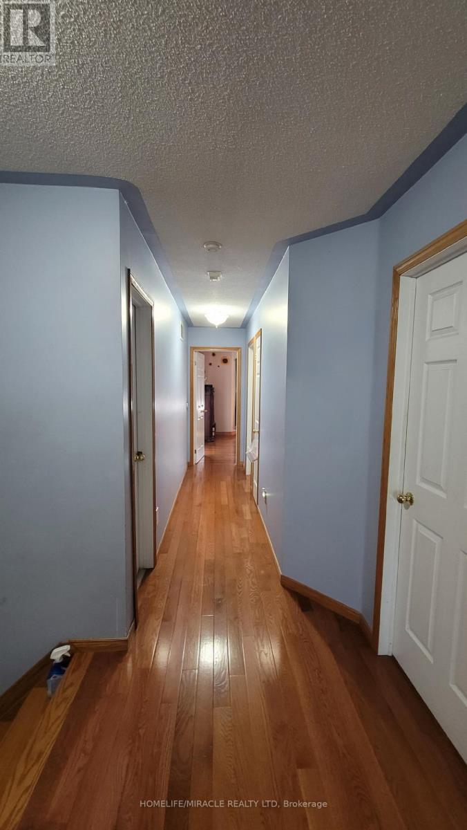 144 Sandyshores Drive W, Brampton, Ontario  L6R 2M3 - Photo 16 - W12218520