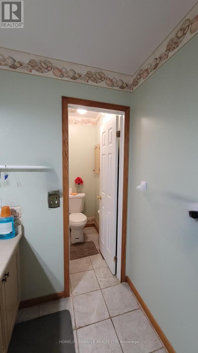 144 Sandyshores Drive W, Brampton, Ontario  L6R 2M3 - Photo 21 - W12218520