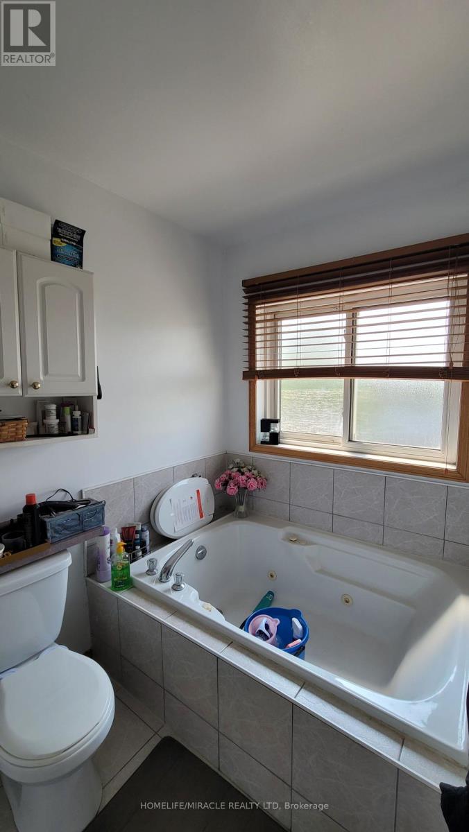 144 Sandyshores Drive W, Brampton, Ontario  L6R 2M3 - Photo 27 - W12218520