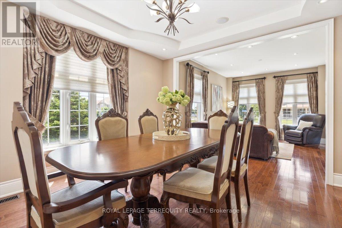 113 Royal West Drive, Brampton, Ontario  L6X 0V4 - Photo 19 - W12218530