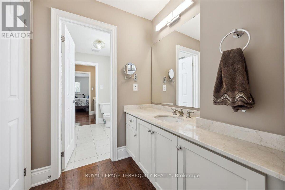 113 Royal West Drive, Brampton, Ontario  L6X 0V4 - Photo 32 - W12218530