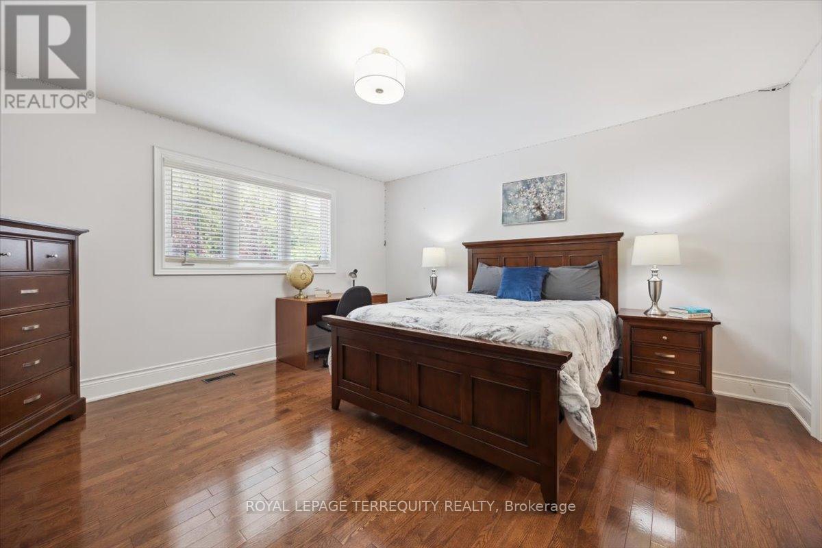 113 Royal West Drive, Brampton, Ontario  L6X 0V4 - Photo 33 - W12218530