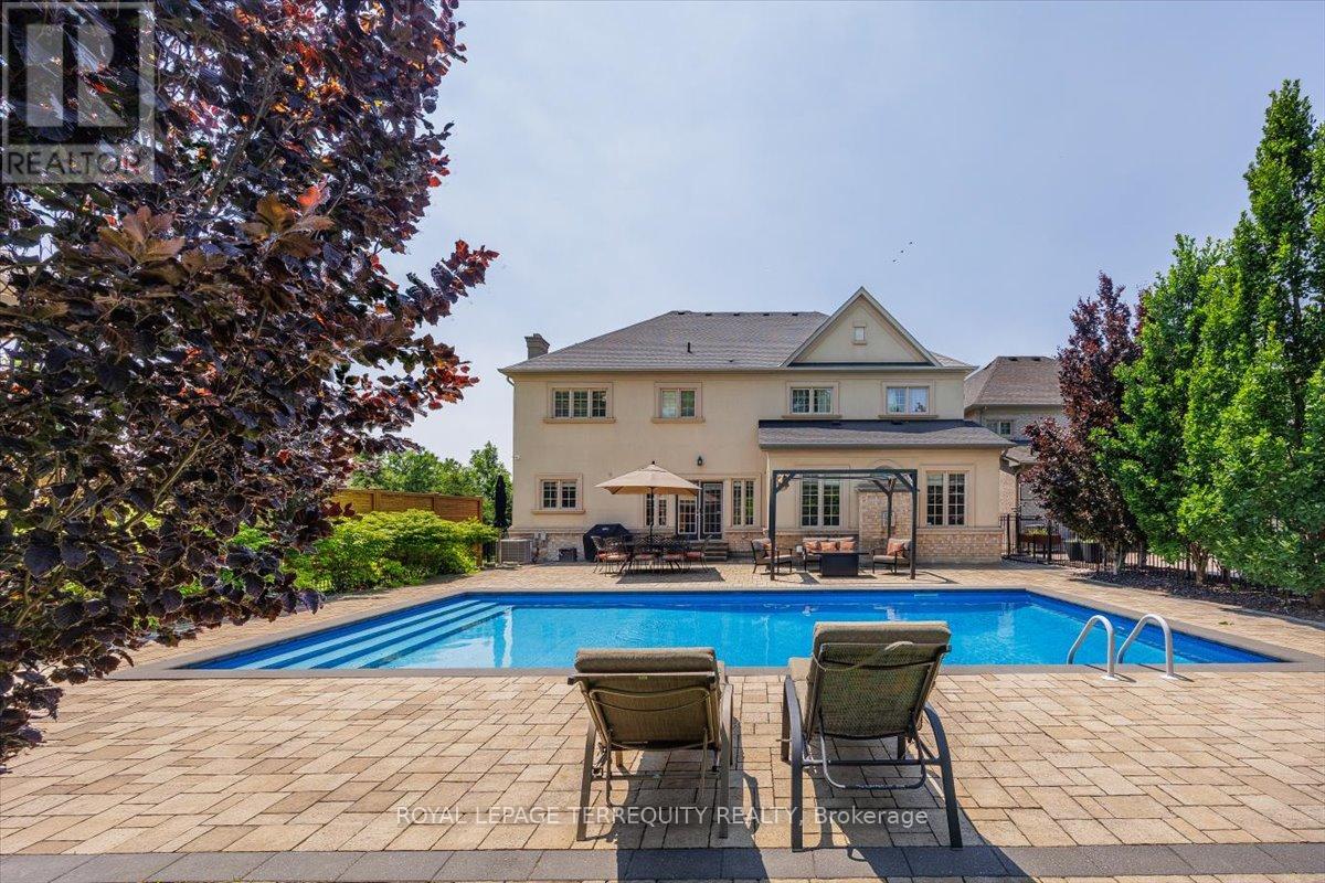 113 Royal West Drive, Brampton, Ontario  L6X 0V4 - Photo 38 - W12218530
