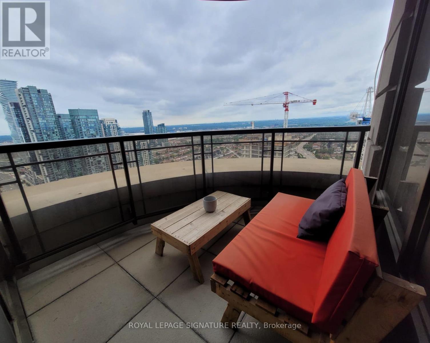 3208 - 385 Prince Of Wales Drive, Mississauga, Ontario  L5B 0C6 - Photo 11 - W12218550