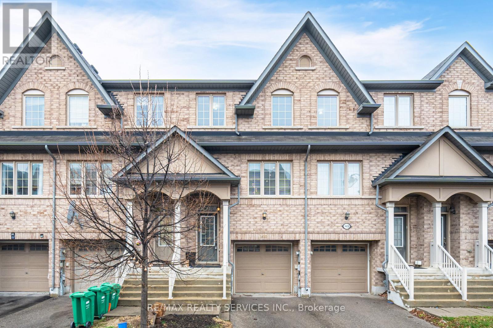 1410 Granrock Crescent, Mississauga, Ontario  L5V 0E1 - Photo 2 - W12218586