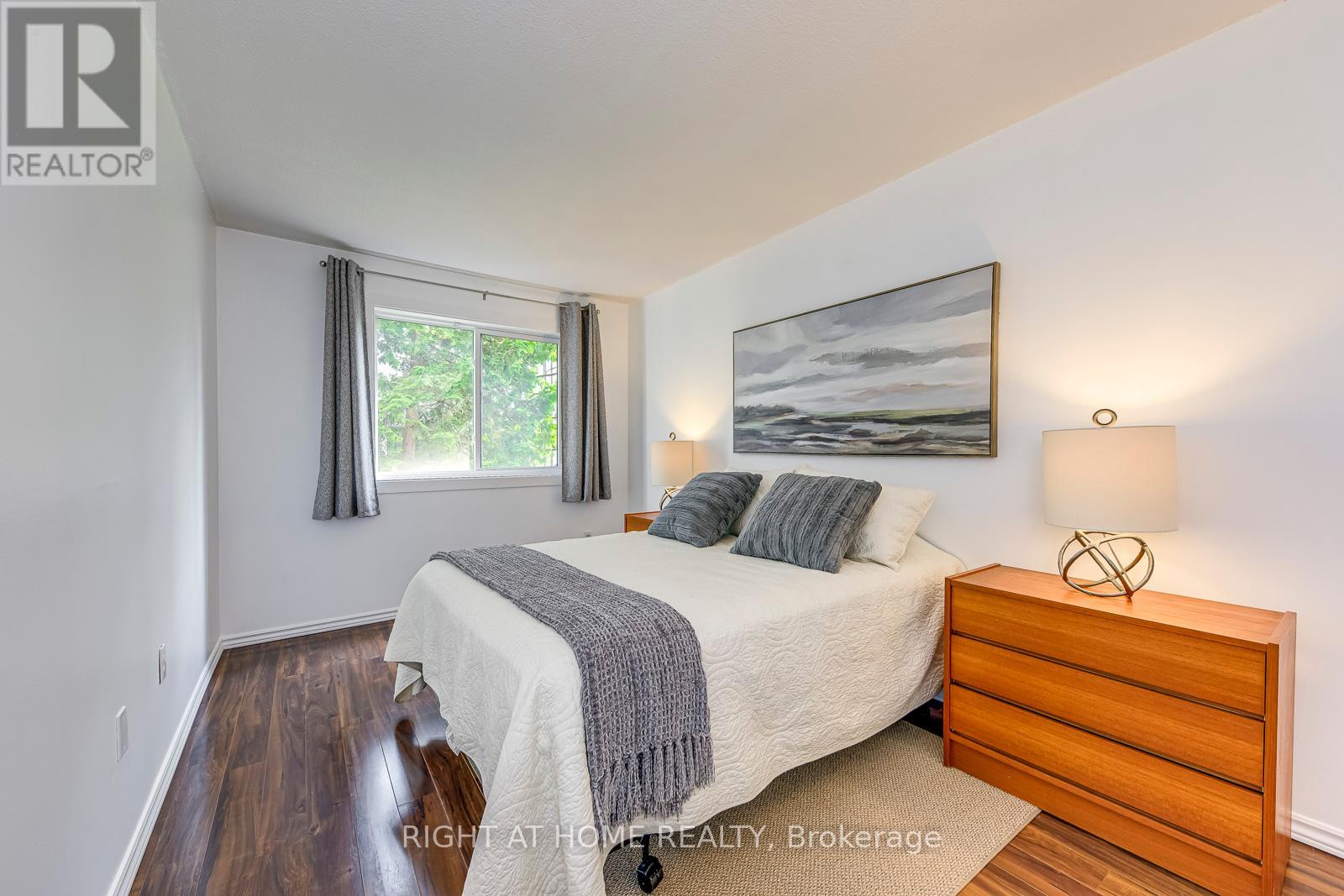 133 - 1058 Falgarwood Drive, Oakville (Fa Falgarwood), Ontario  L6H 2P3 - Photo 20 - W12218598