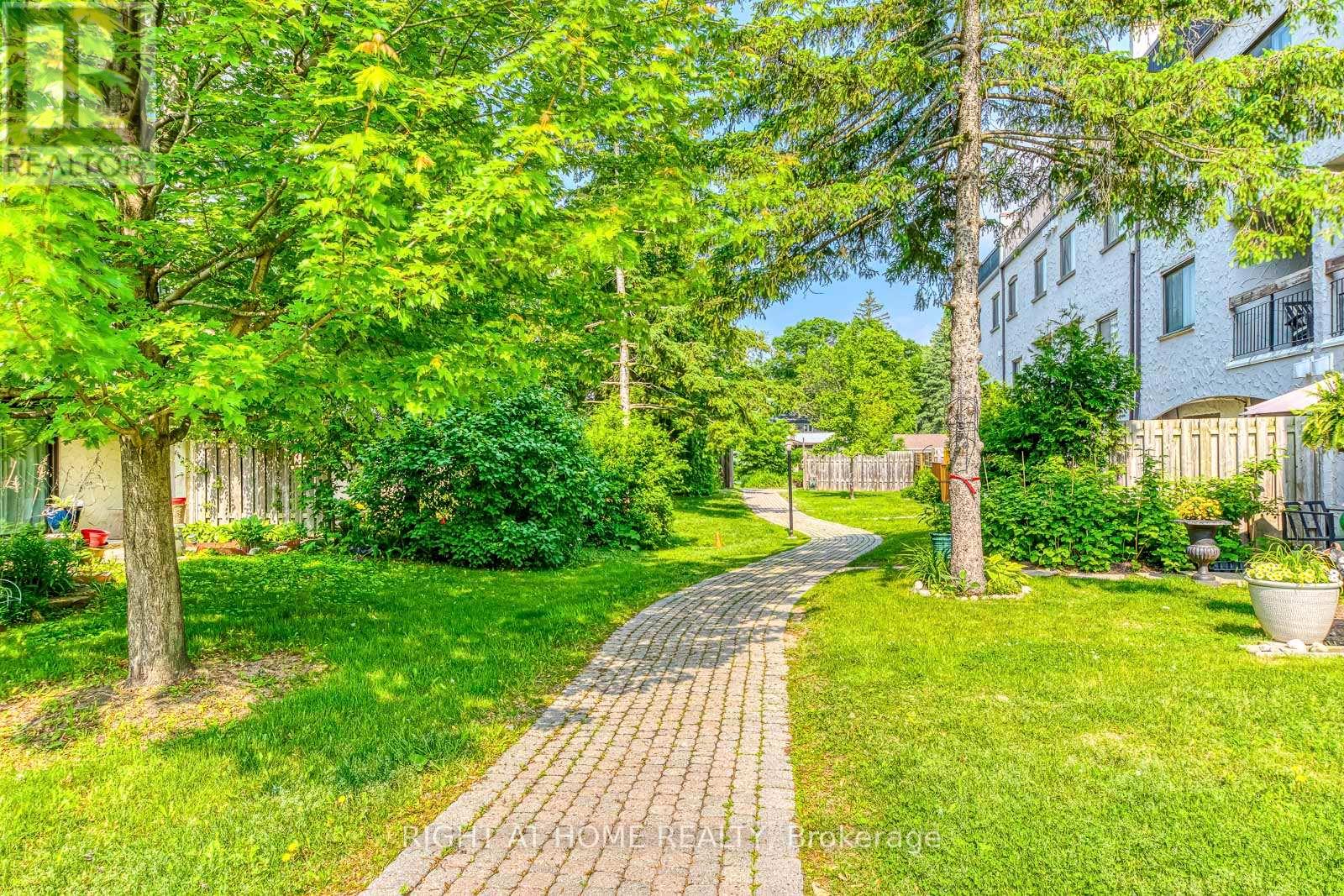 133 - 1058 Falgarwood Drive, Oakville (Fa Falgarwood), Ontario  L6H 2P3 - Photo 27 - W12218598