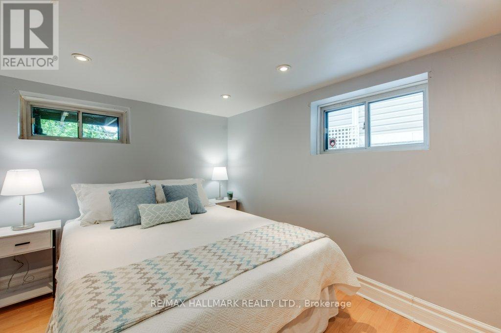 15 Seymour Avenue, Toronto, Ontario  M4J 3T3 - Photo 23 - E12215085