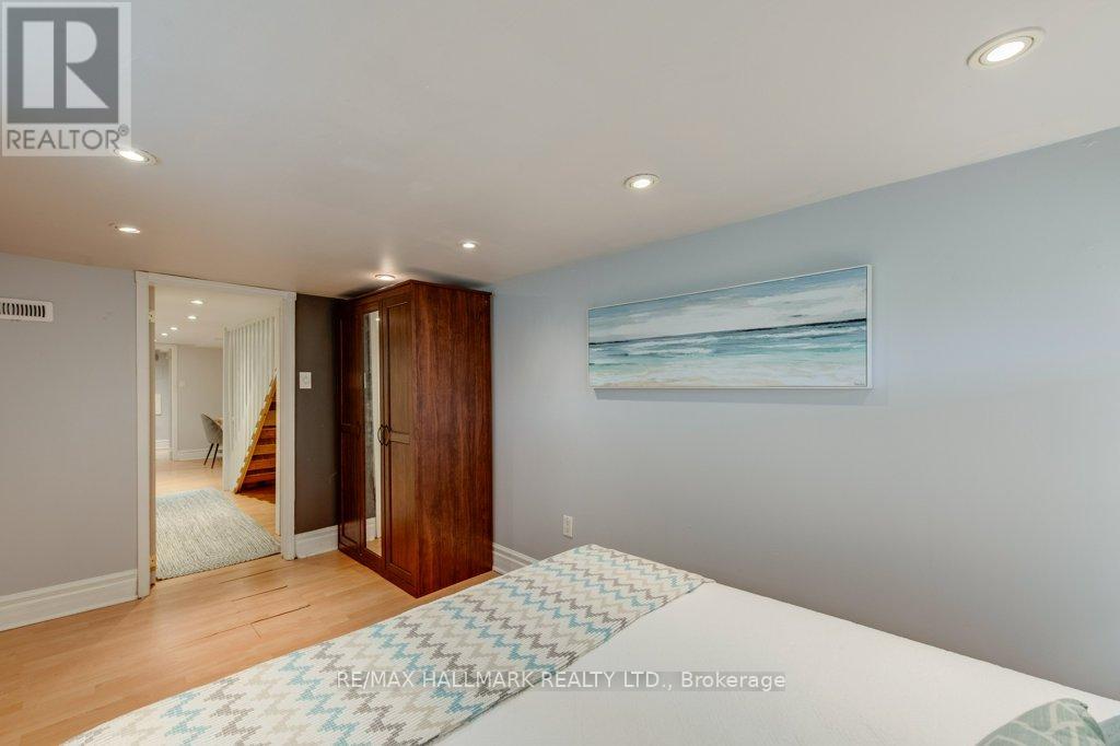 15 Seymour Avenue, Toronto, Ontario  M4J 3T3 - Photo 24 - E12215085