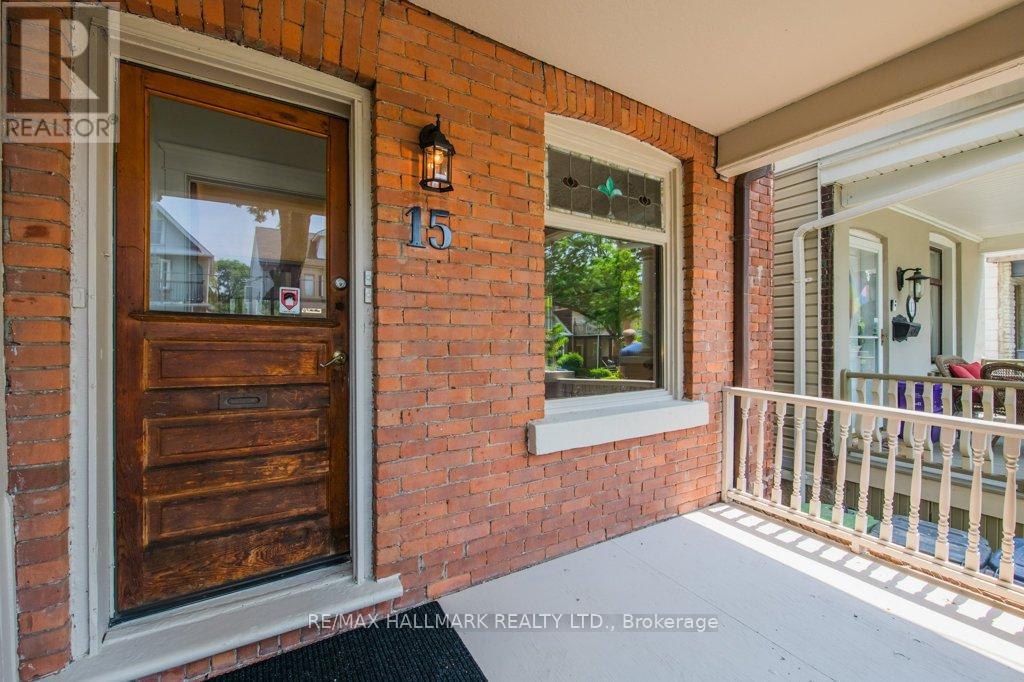 15 Seymour Avenue, Toronto, Ontario  M4J 3T3 - Photo 44 - E12215085