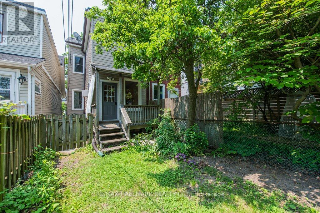 15 Seymour Avenue, Toronto, Ontario  M4J 3T3 - Photo 48 - E12215085