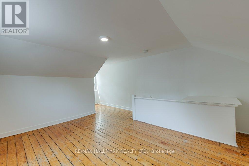 15 Seymour Avenue, Toronto, Ontario  M4J 3T3 - Photo 41 - E12215085