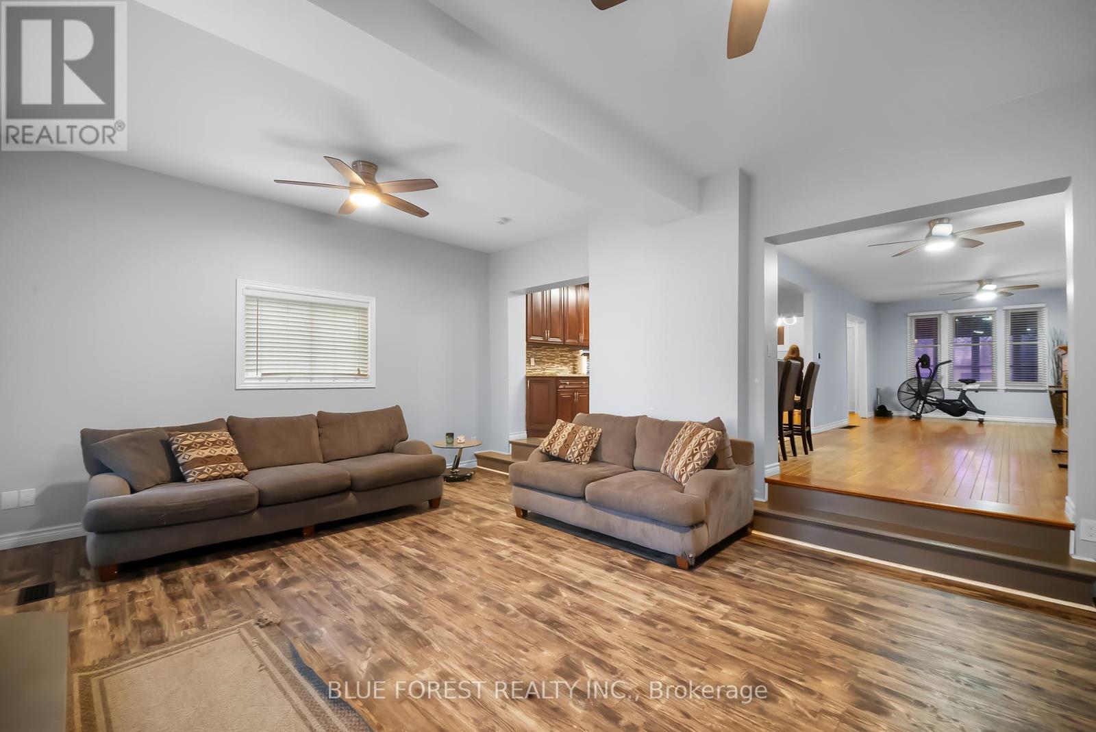 246 Grey Street, London East (East K), Ontario  N6B 1G5 - Photo 10 - X12218848